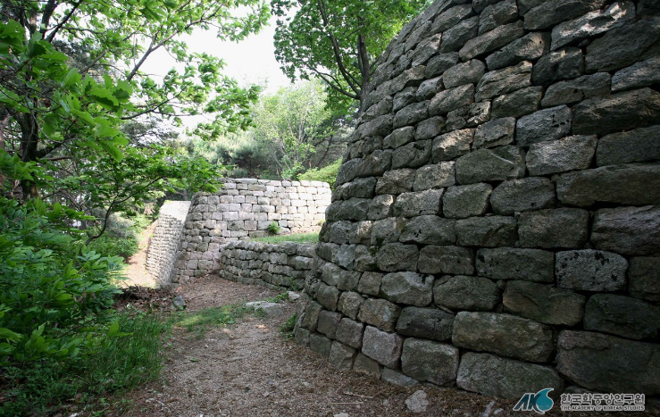 대전 해돋이 명소&amp;#44; 보문산성 정보 / 사진 = 한국민족문화대백과사전