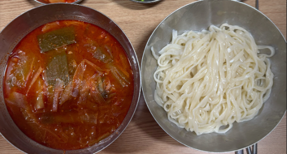 생방송투데이 육개장 육개장칼국수 빅데이터랭킹맛집 서울 용산 문배동육칼