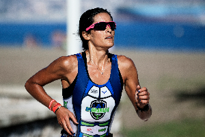 마라톤하는 여성