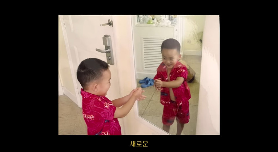 어릴 때 핸드폰이 없어 칫솔로 노래 들었다는 한 아이돌...jpg | 인스티즈