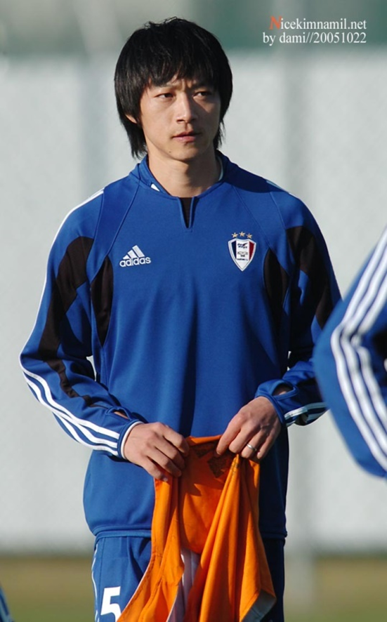 국내에서 축구 실력은 물론 비주얼로 많이 언급되는 선수들...jpg | 인스티즈