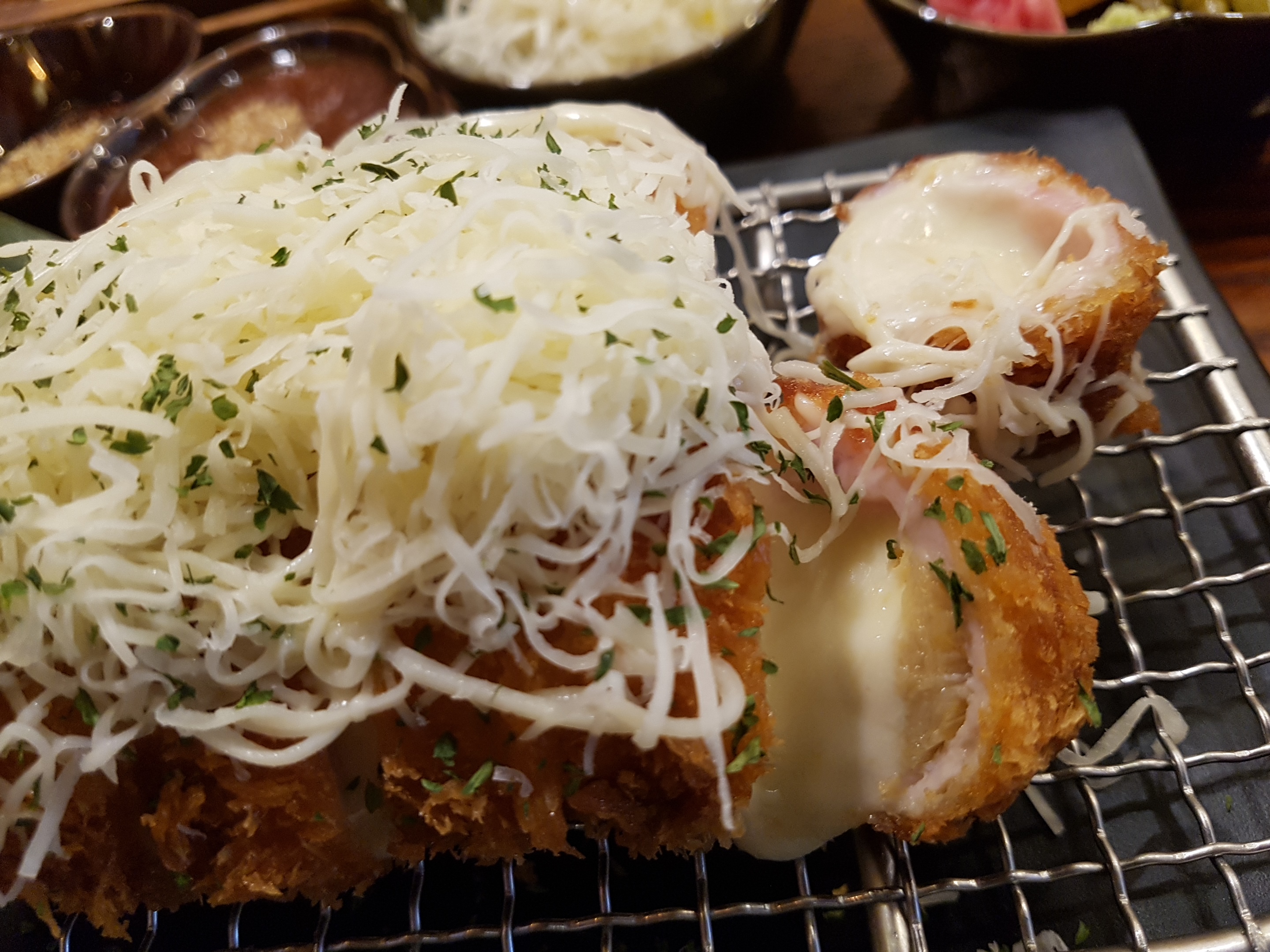 유야케도쿄 치즈돈까스