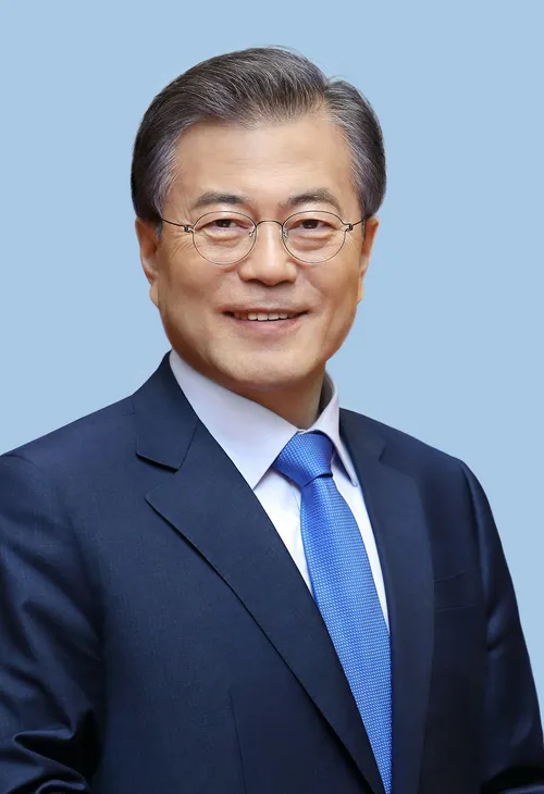이재명과 문재인의 리더십 차이