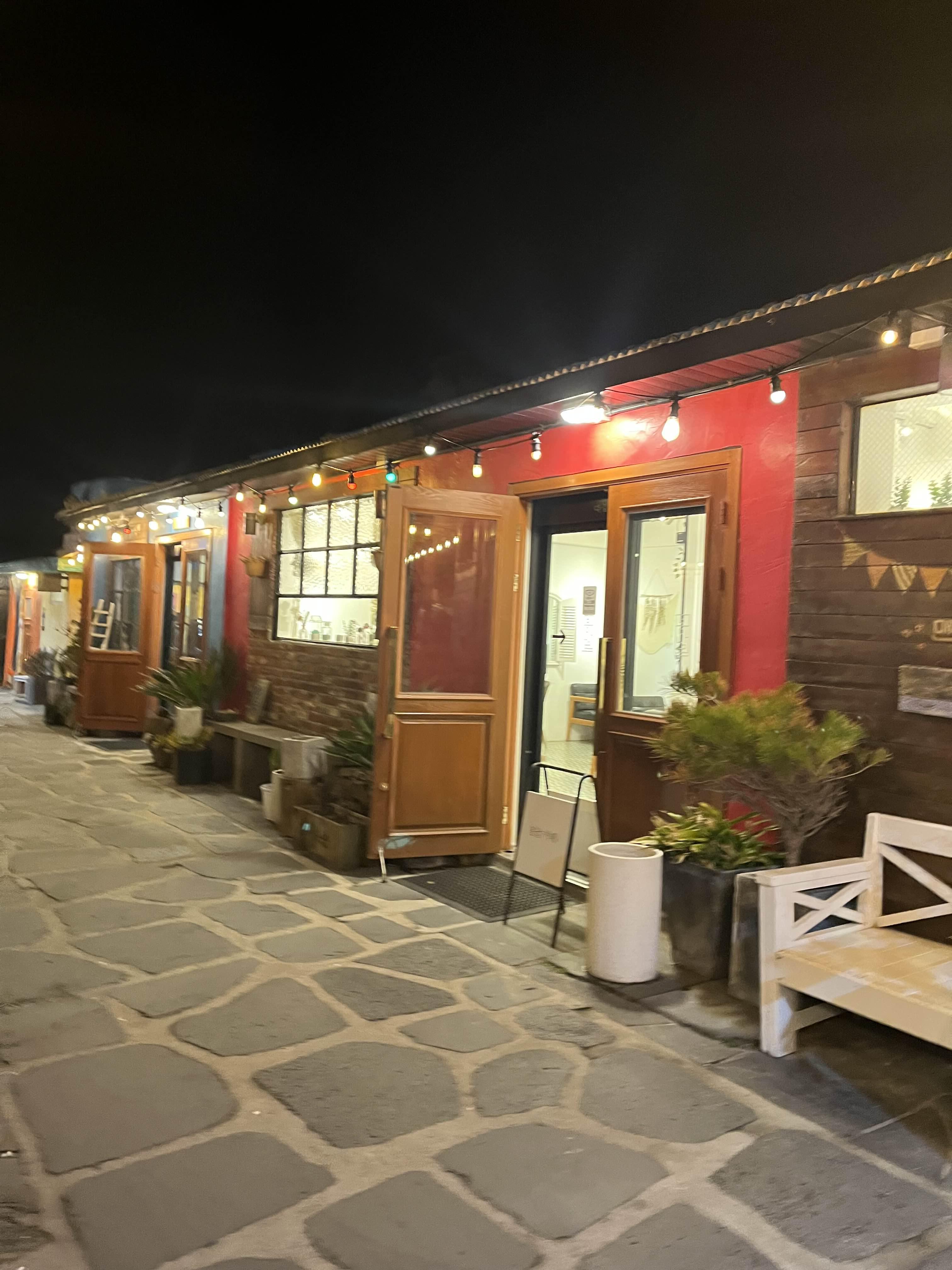 제주 봄날 카페 (멘돌롱또 촬영지) 7