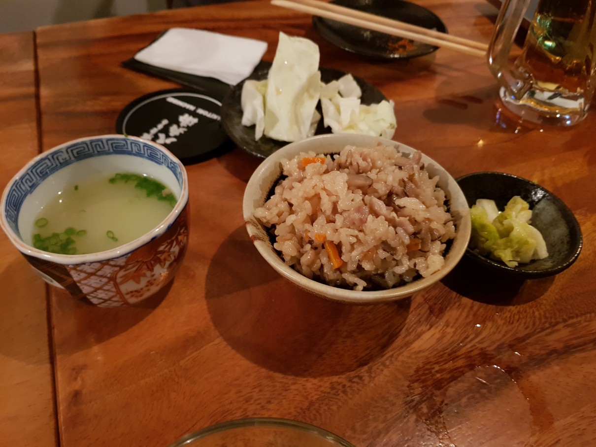 호치민 빈탄군 야키토리 전문점 YAKITORI HACHIBEI - Chicken Rice Set