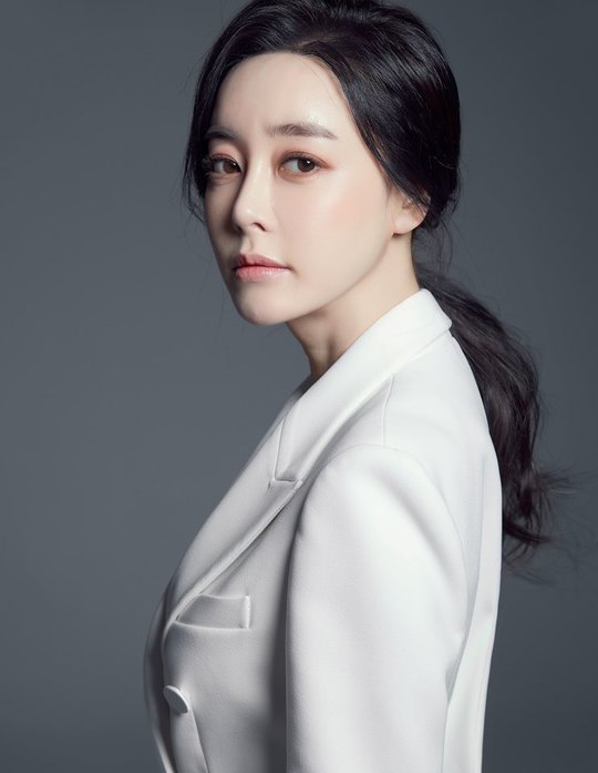 김혜은 몸매 움짤 수영복 나이 리즈시절 성형전후 기상캐스터 밀회 범죄와의전쟁 김혜은 몸매 움짤 수영복 나이 리즈시절 성형전후 기상캐스터 밀회 범죄와의전쟁