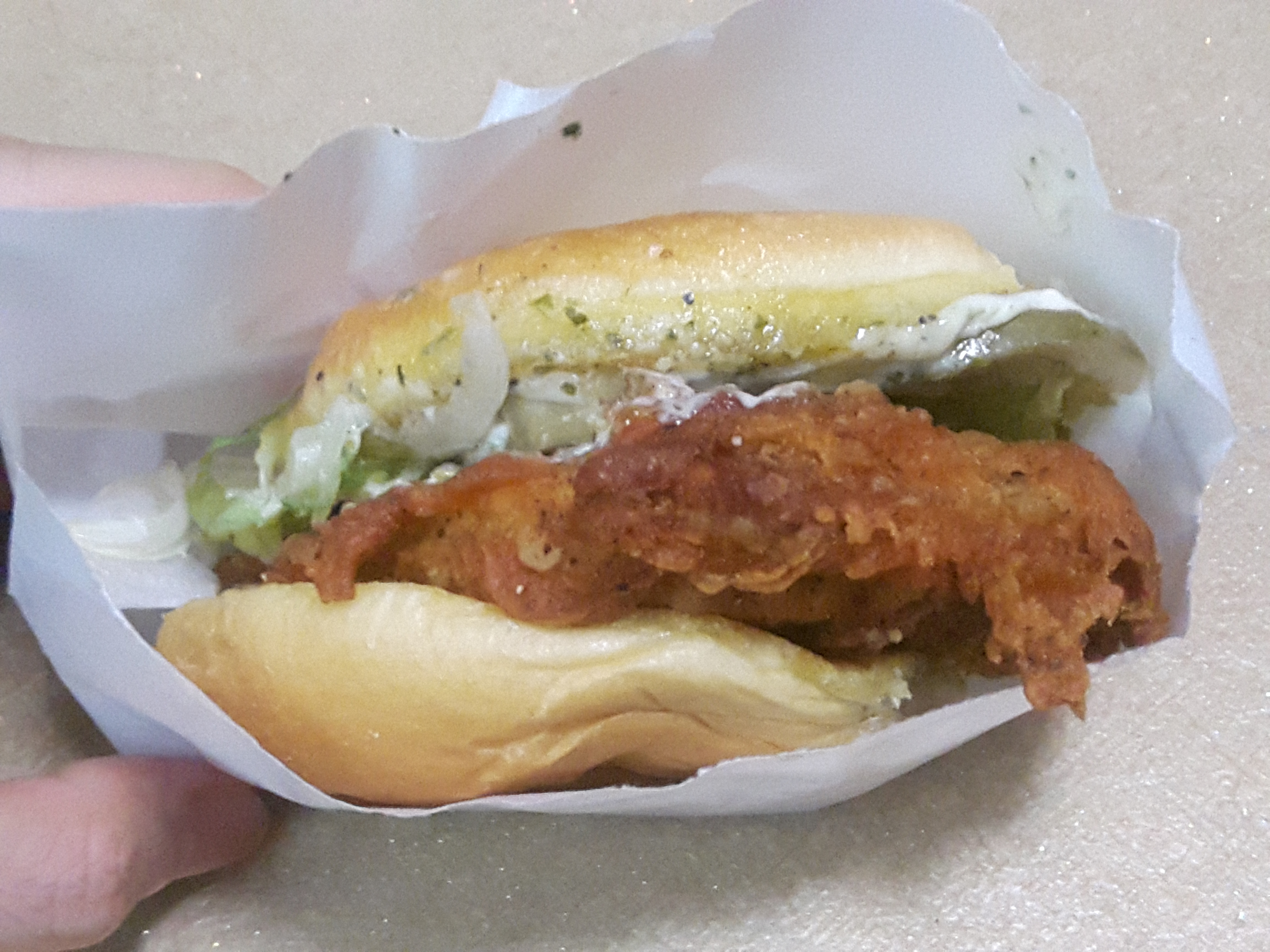  쉑쉑버거(shackshack burger) 치킨쉑버거 먹어 봄