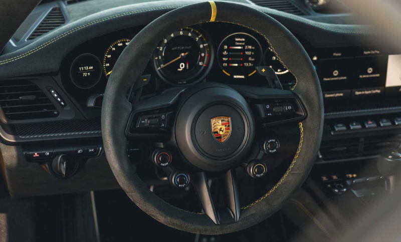 포르쉐 911 GT3 RS 트랙에 집중한 야수-10 포르쉐 911 GT3 RS 트랙에 집중한 야수-10