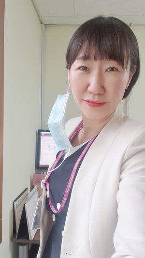 간호사복을 입으면 불편하지 않나요? 왜냐하면 저는 반전 매력을 잘 모르기 때문입니다. 4