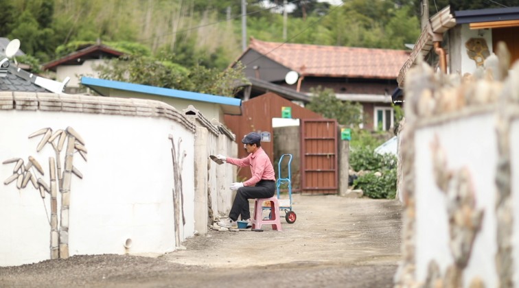 동네한바퀴-남원-돌벽화마을-돌모자이크벽-양쌍복