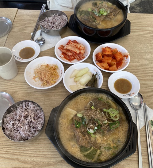 큰맘할매순대국 뼈해장국