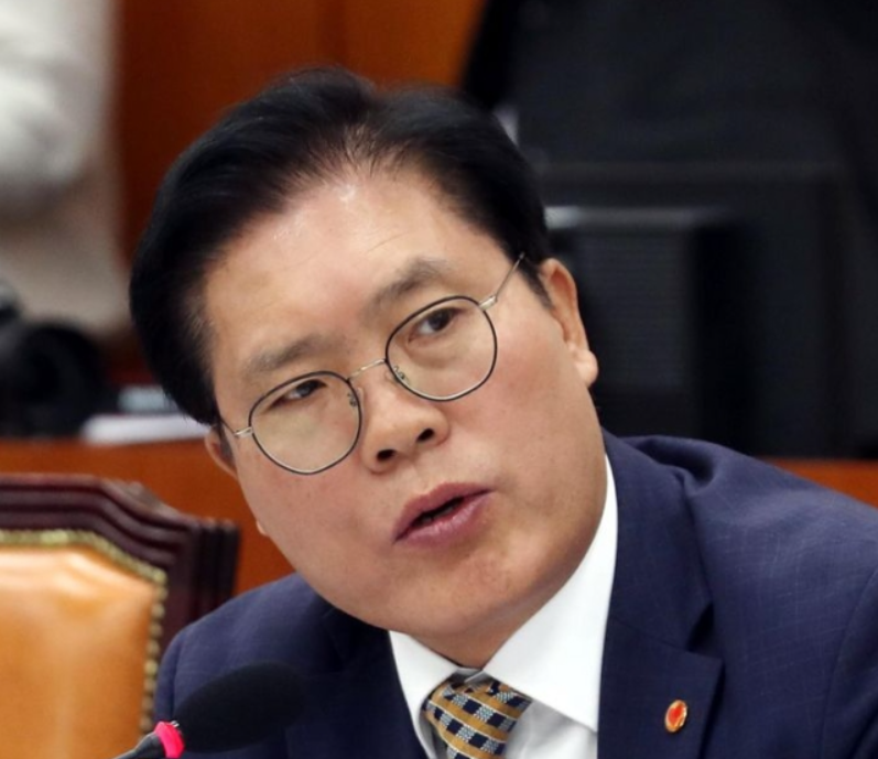 이번에 단수공천 명단에 있는 송석준 의원