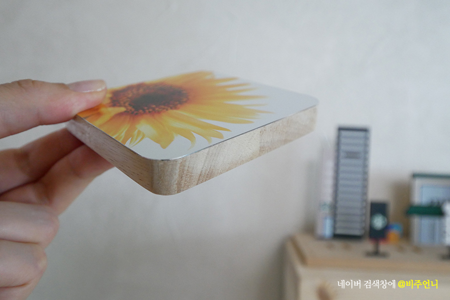 인테리어 잡화에도 딱인 해바라기 그림 돈 들어가는 액자 5