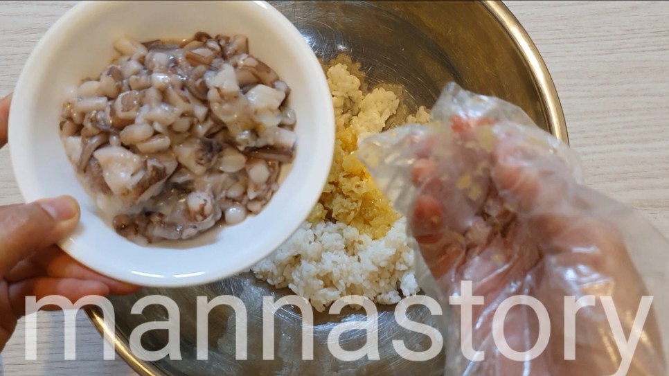 오징어 순대전 밥을 넣어 오징어순대 만들기 15
