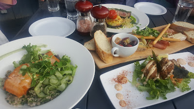  캐나다 벤프 여행중 간 식당 - Truffle Pigs Bistro & Lodge
