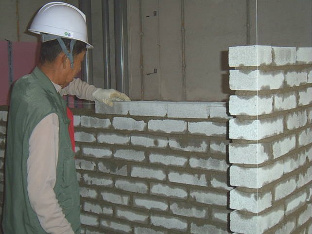  조적공사 벽돌 자재 및 시공 관리사항