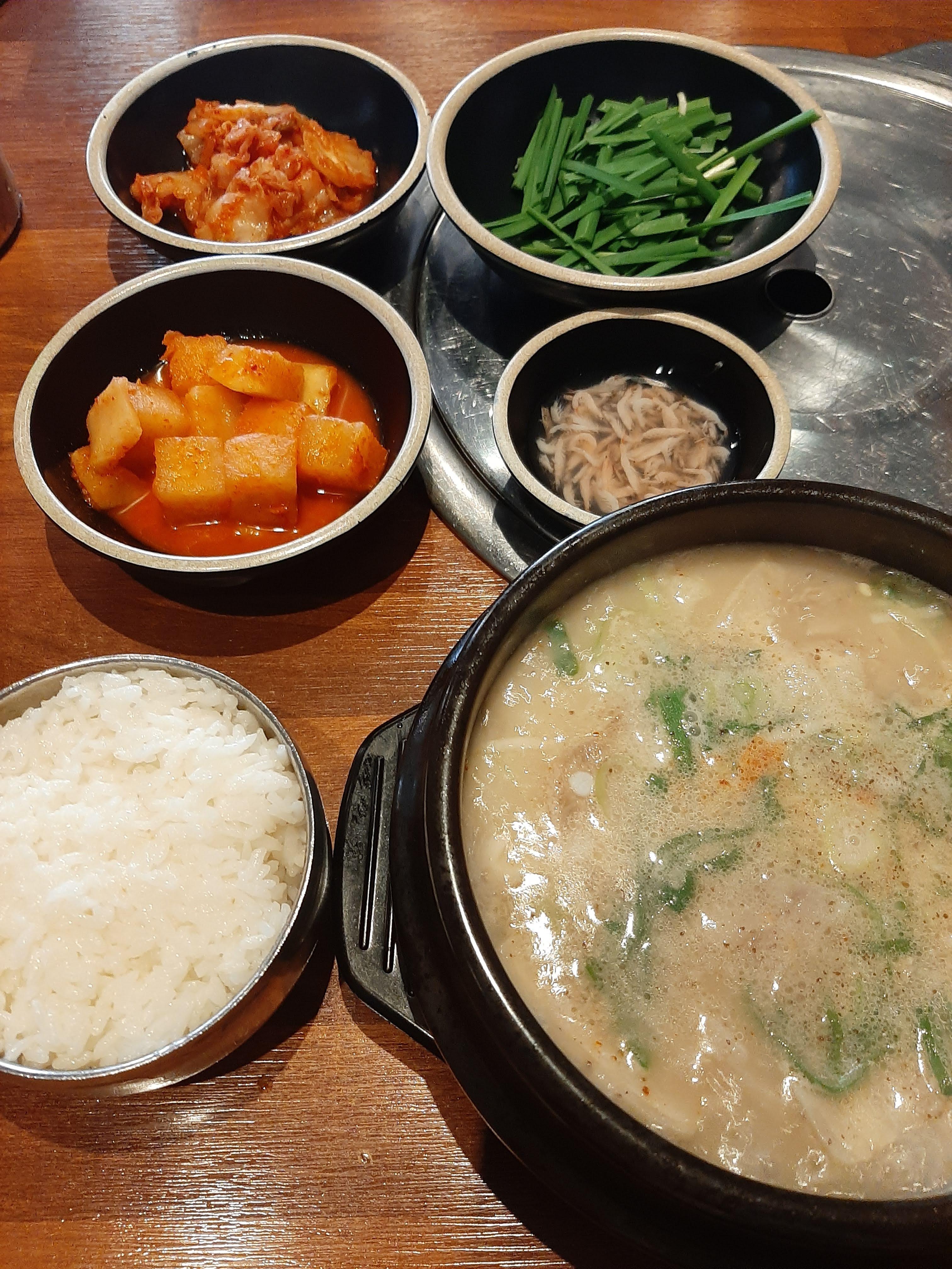 보승회관 수육국밥