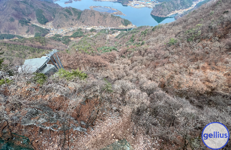 춘천 삼악산 케이블카 산책길 산 모습