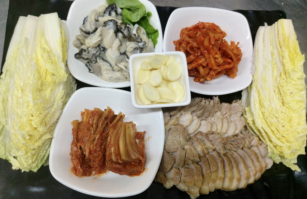 에드워드리 컨츄리쿡 여수 홍어삼합 맛집 정보