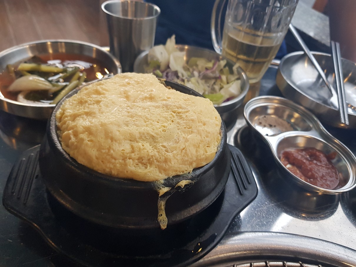 호치민 7군 푸미흥 소고기&#44; 막창 맛집 삼원숯불고기 - 서비스 계란찜