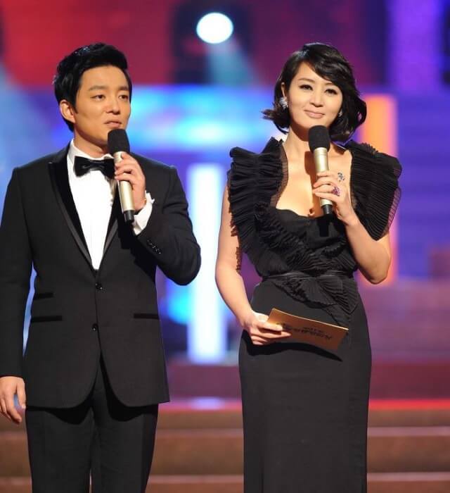 2010-김혜수-드레스