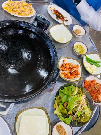 흑돼지갈비수육 갈비김치찌개