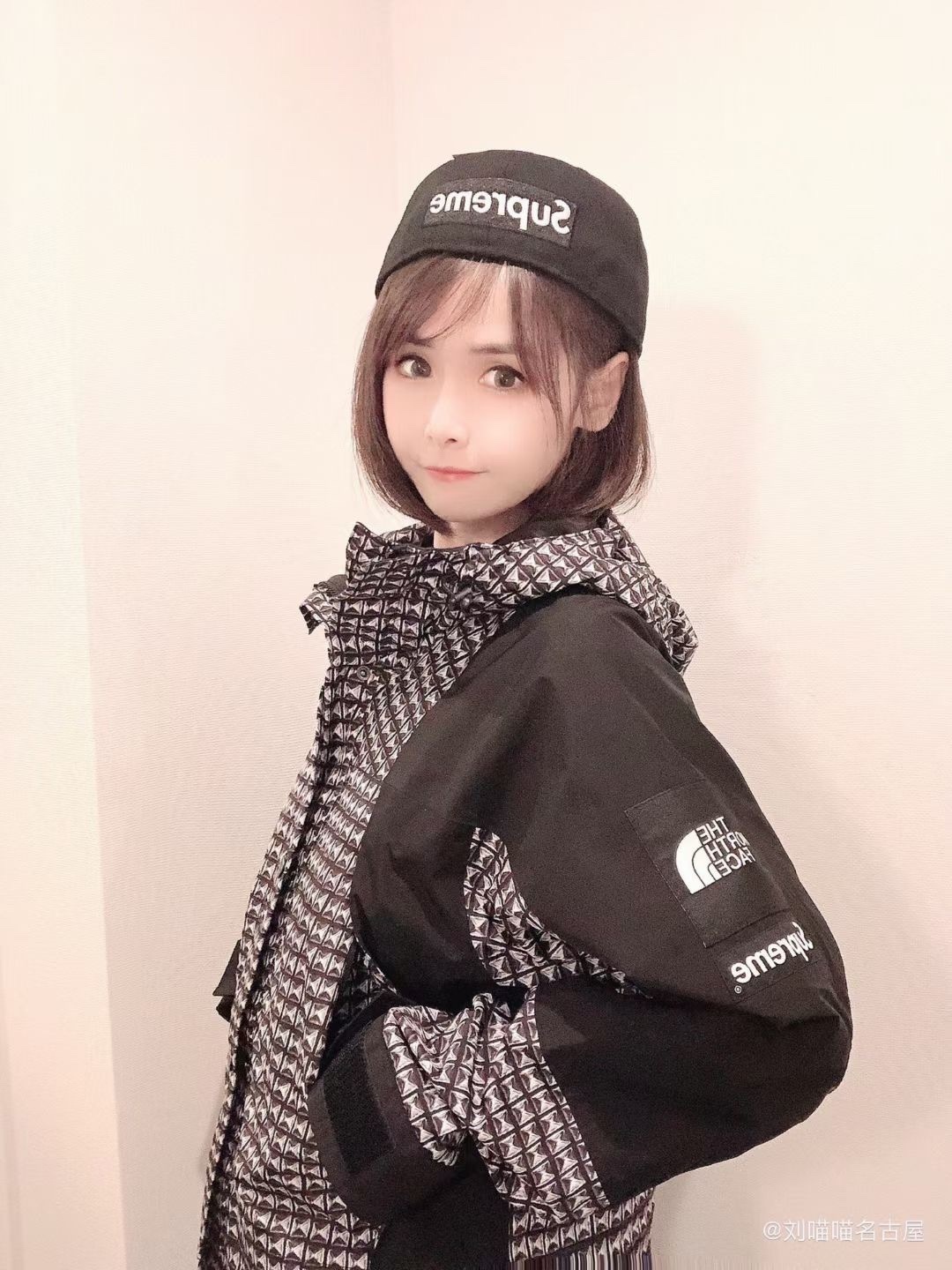  [SUPREME x THE NORTH FACE] 슈프림 X 노스페이스 스터디드 마운틴 자켓