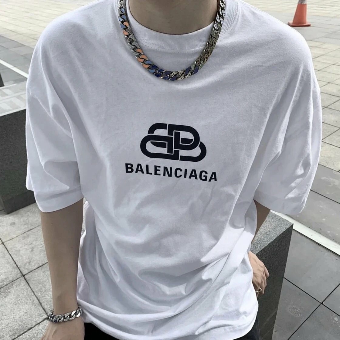  [BALENCIAGA] 발렌시아가 BB 반팔 티셔츠 570803 TEV48 9044