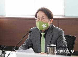  공수처 1호 사건 조희연 특채 의혹에 여권 "자괴감" "중대범죄도 아냐"