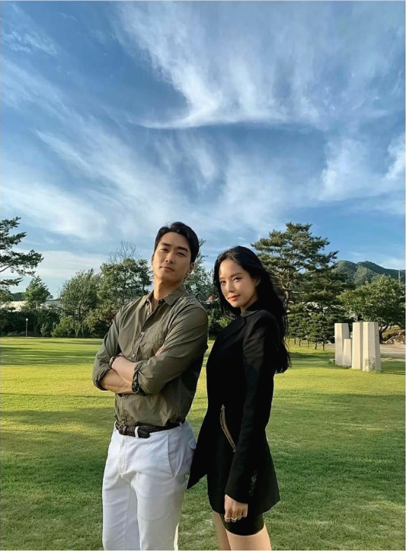  송승헌 손나은 케미 갬성캠핑 인증 