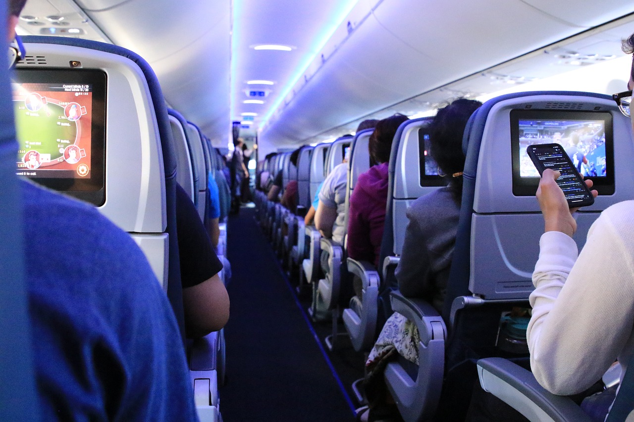 ✈️ 여름휴가 앞두고 항공권 대란! 왜 이렇게 비싸졌을까?