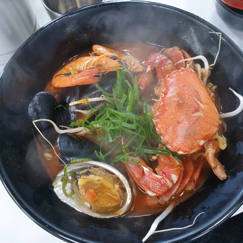  제주도 애월 해안도로 얼큰한 해물라면 맛집 애월 참좋은 해물라면 :)