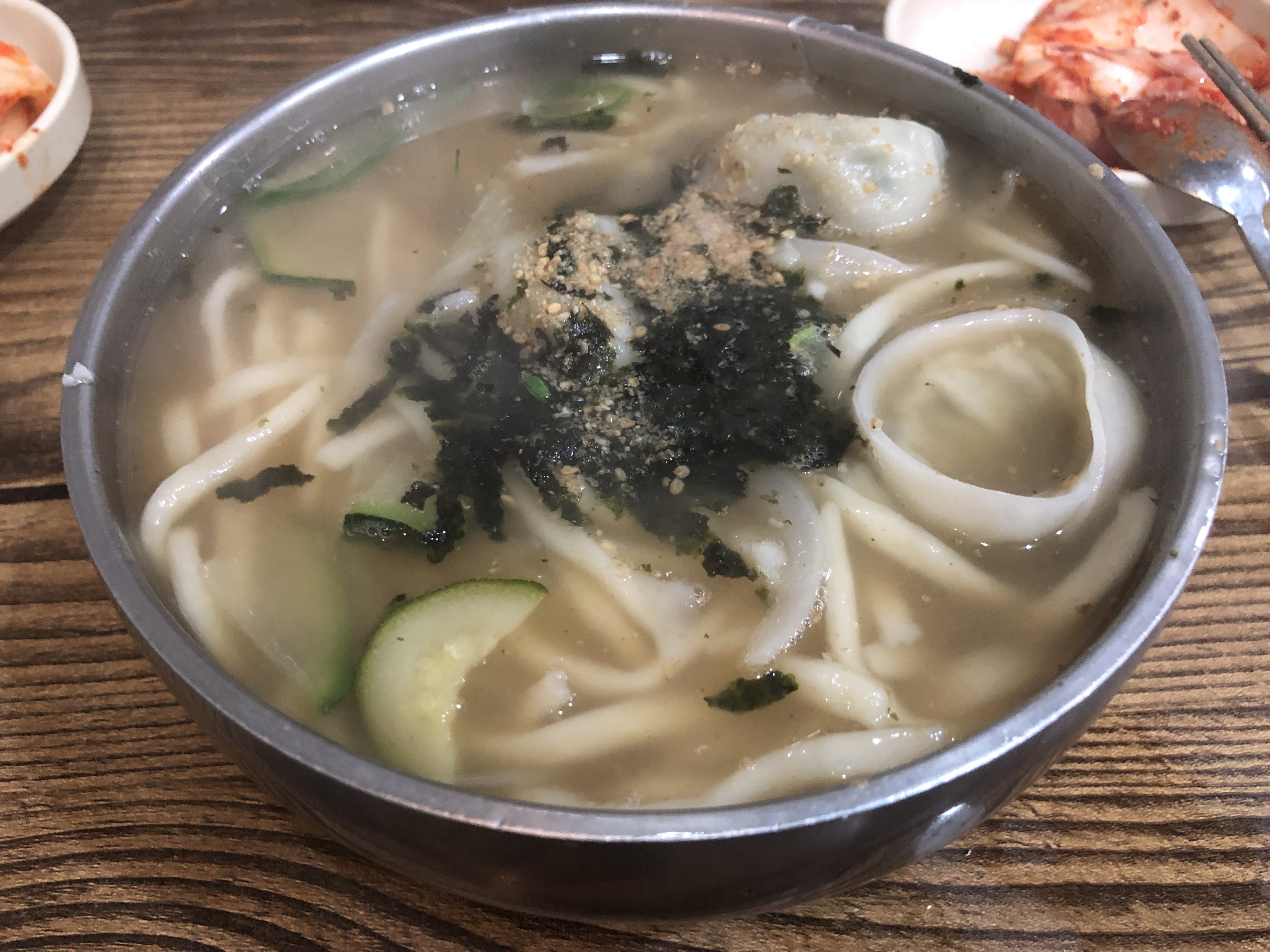  청량리 맛집 - 홍두깨 손 칼국수