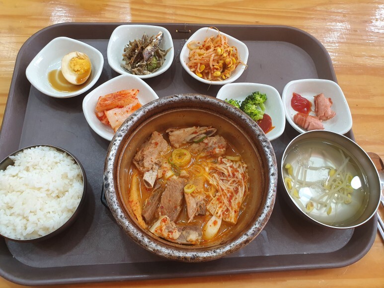 세자매식당 이미지