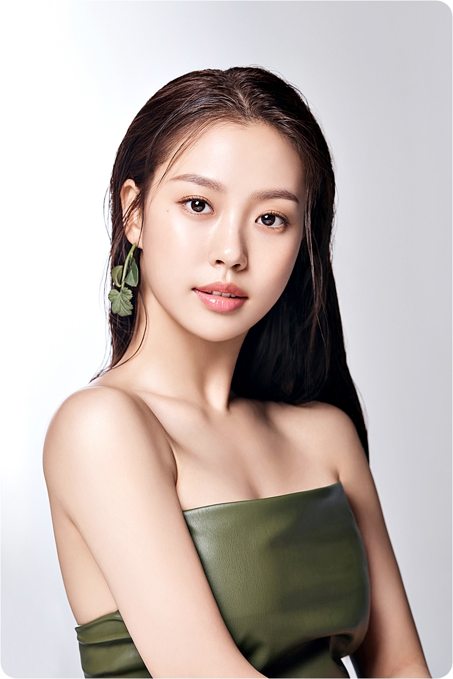  고민시 제니하우스 고화질 화보