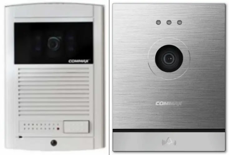 기존의 코맥스 DRC-403N 카메라(왼쪽)과 새로 구입한 코맥스 DRC-4M 카메라(오른쪽)