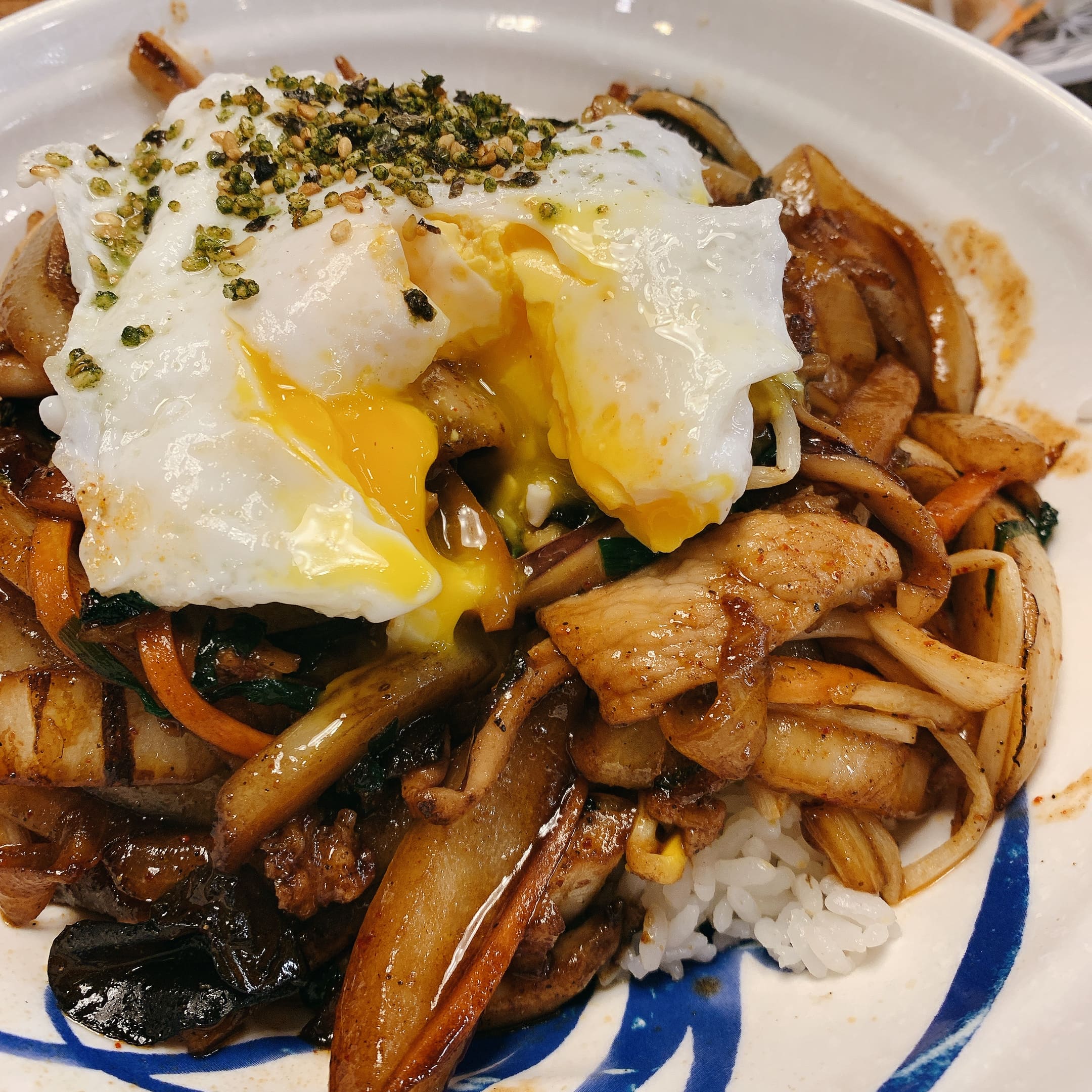 류서방짬뽕 중화비빔밥 계란탁