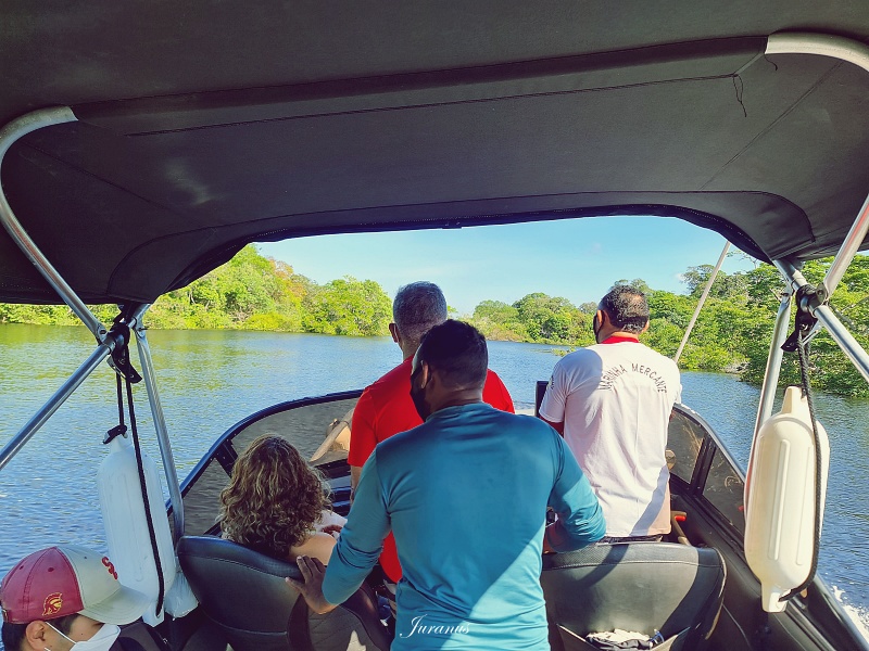 Amazon River tour 05