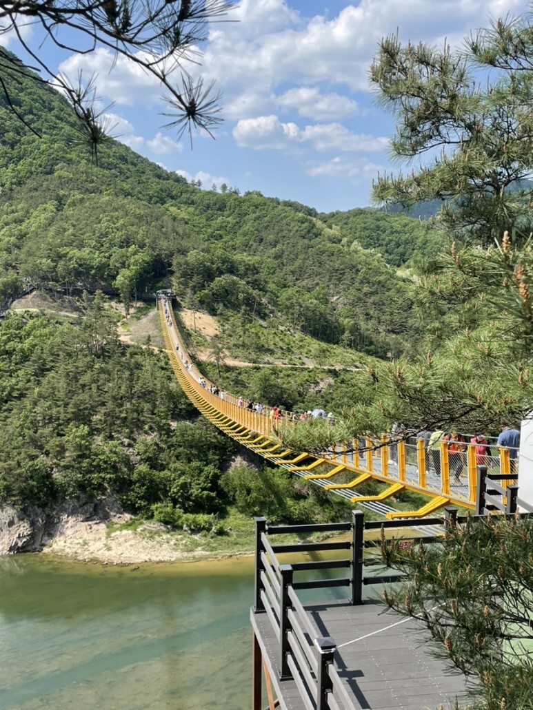 월영산