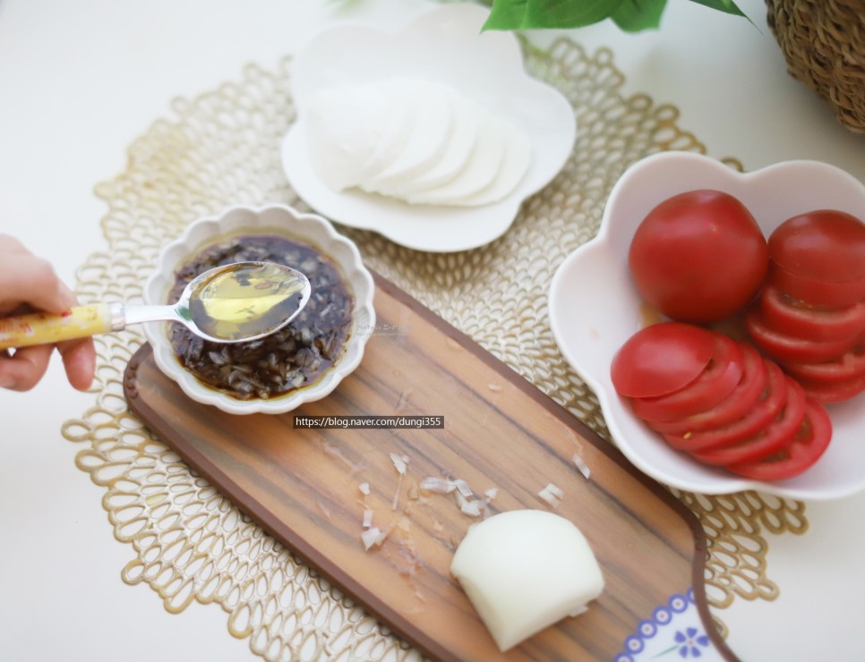 토마토 샐러드 소스 토마토 카프레제 12