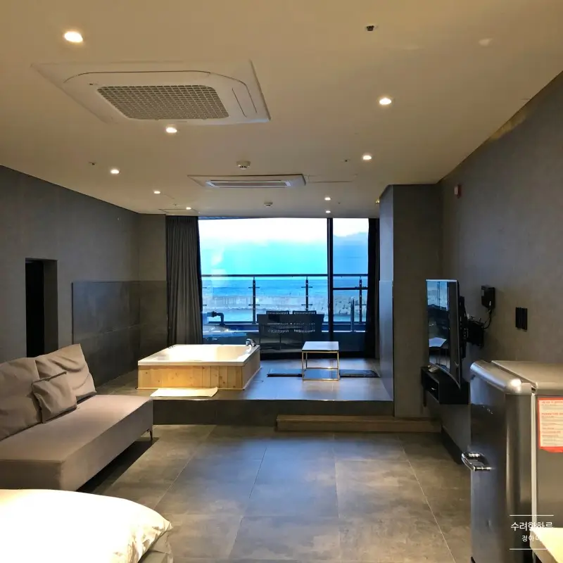 모레브