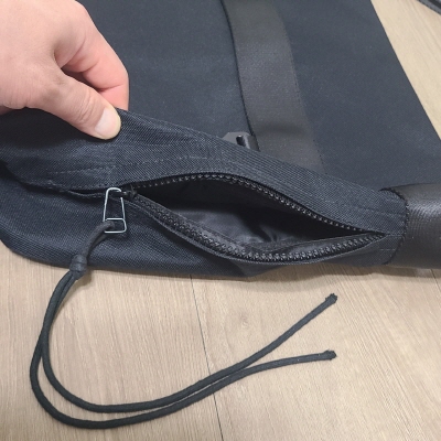 사이드 지퍼 오픈