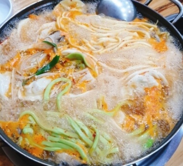 부천 맛집 황해도김치만두전골 메뉴2