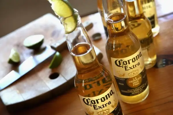 코로나 Corona (source: www.marketplace.org/)
