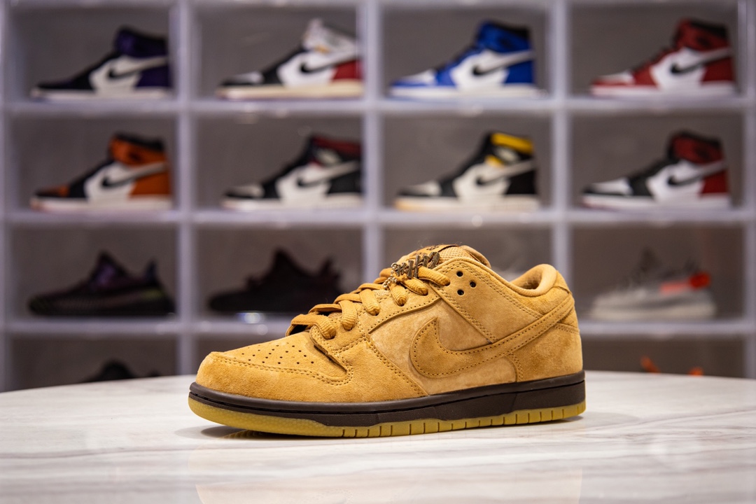  [NIKE] 나이키 SB 덩크 로우 바로크 브라운 BAROQUE BROWNE BQ6817-204