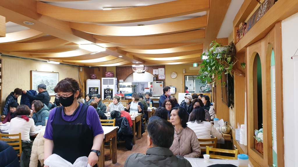 충남 예산 수덕사 산촌식당&#44; 산채정식과 더덕구이 후기