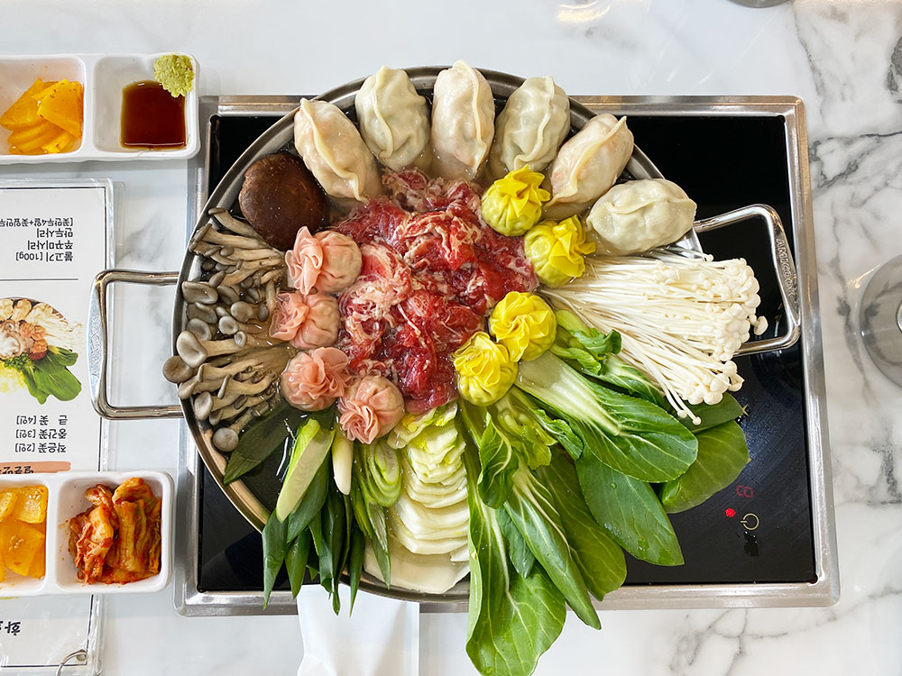  경북도청 신도시 맛집 화요옥 꽃처럼 화려한 만두전골