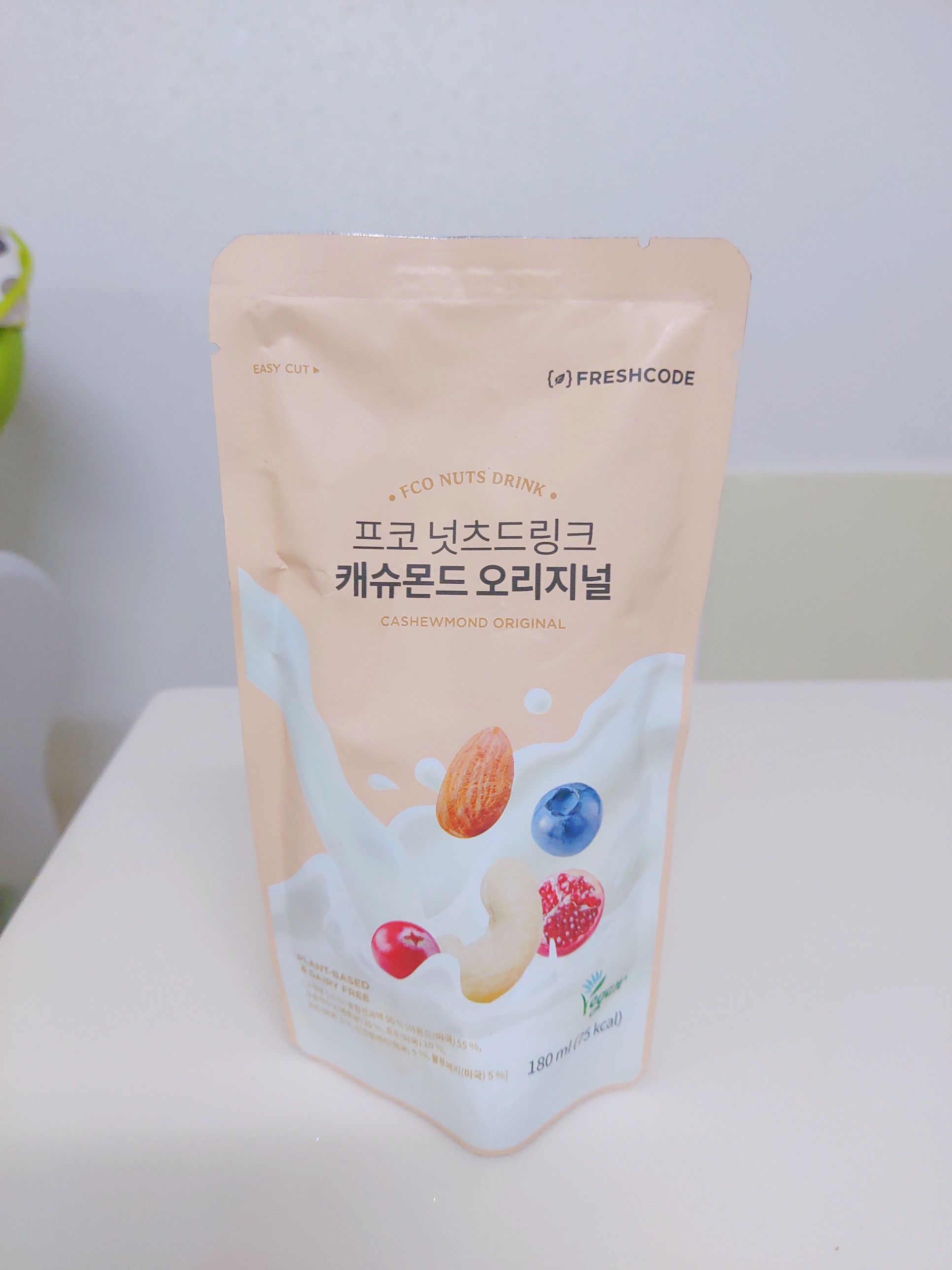 [음료리뷰]프레시코드 프코 넛츠드링크  캐슈몬드 오리지널 후기