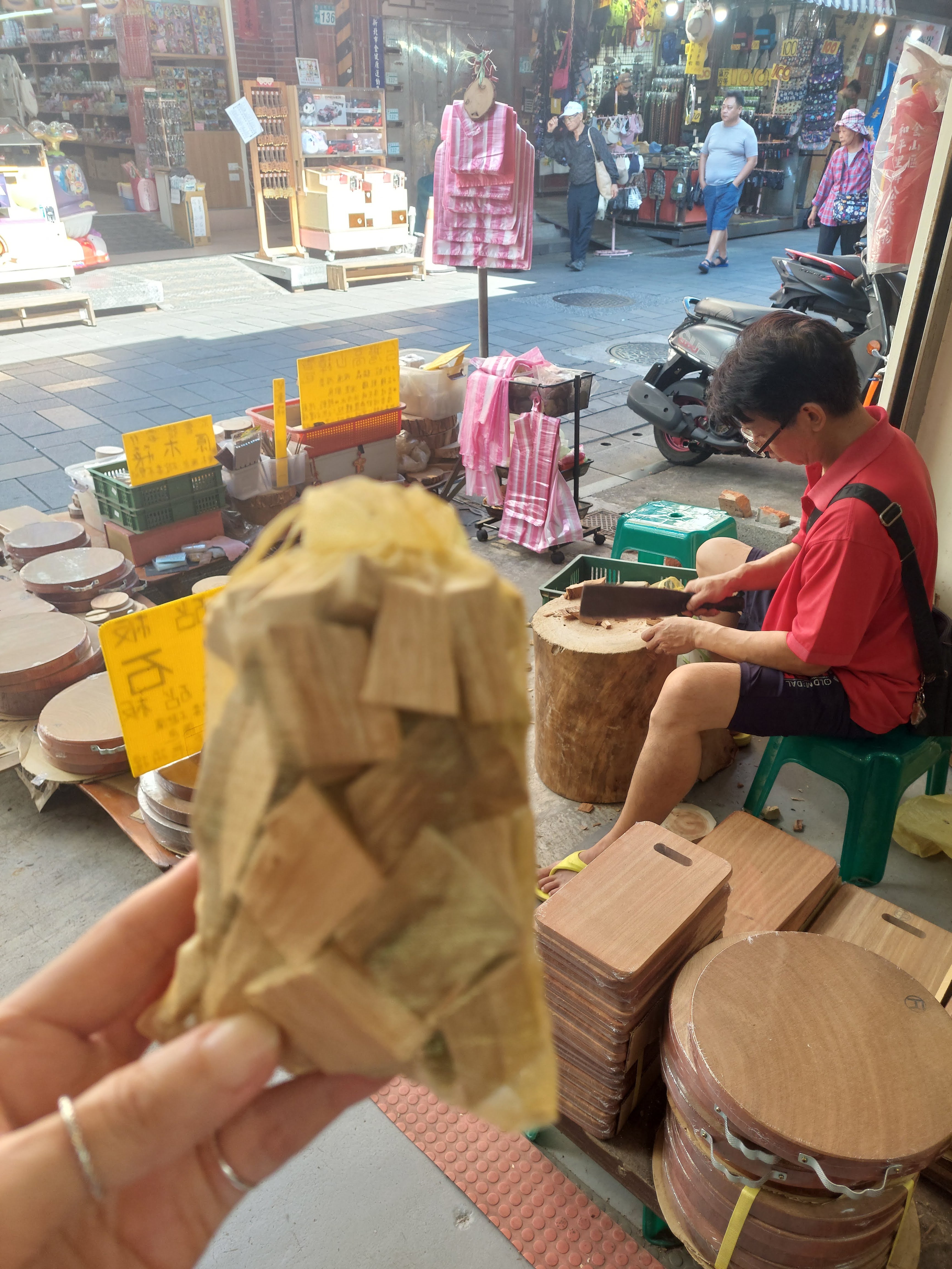 핸드메이드 목재 제품