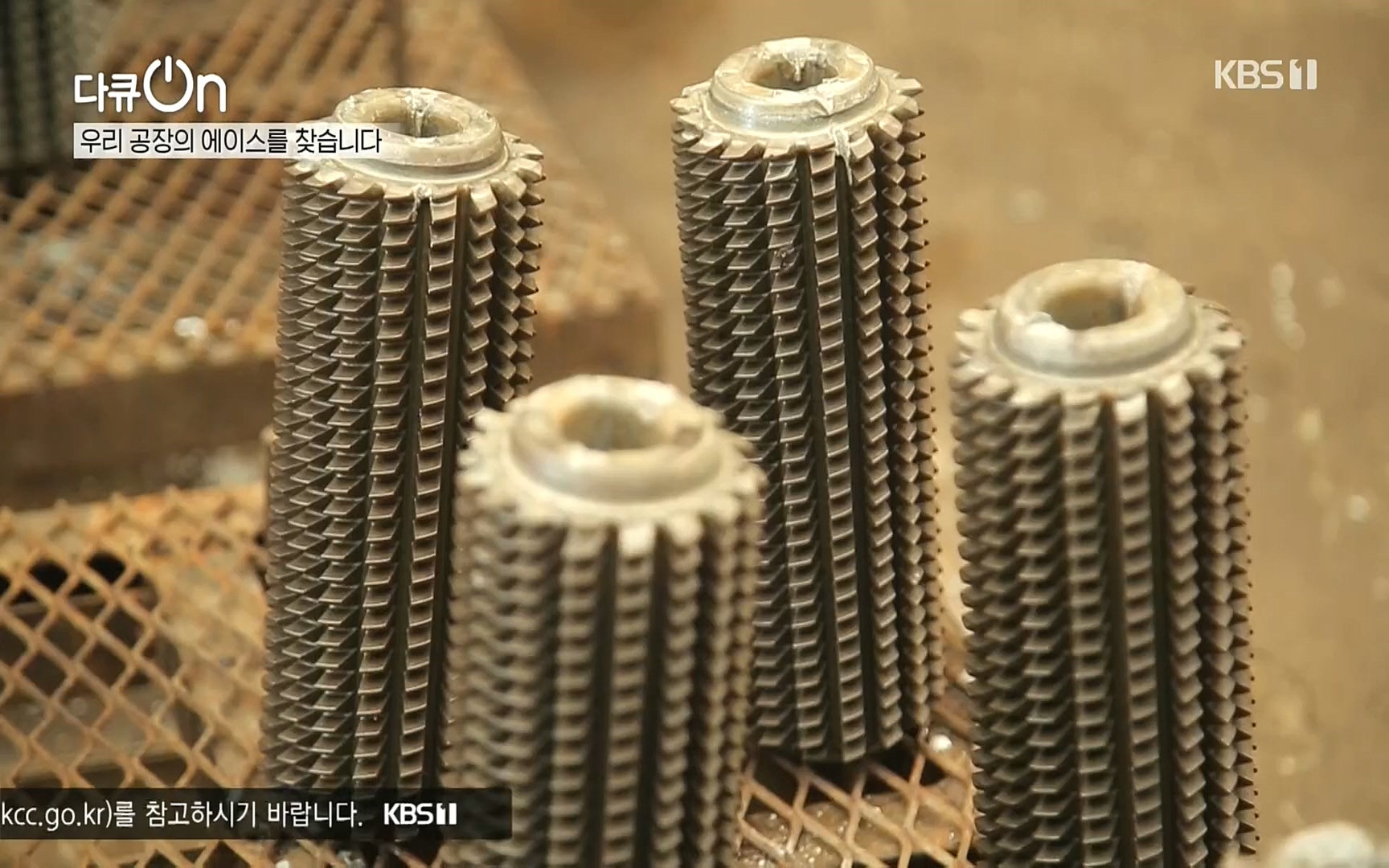다큐 On.E159.220930p.H264-F1RST.mp4_20221001_180527.388.jpg